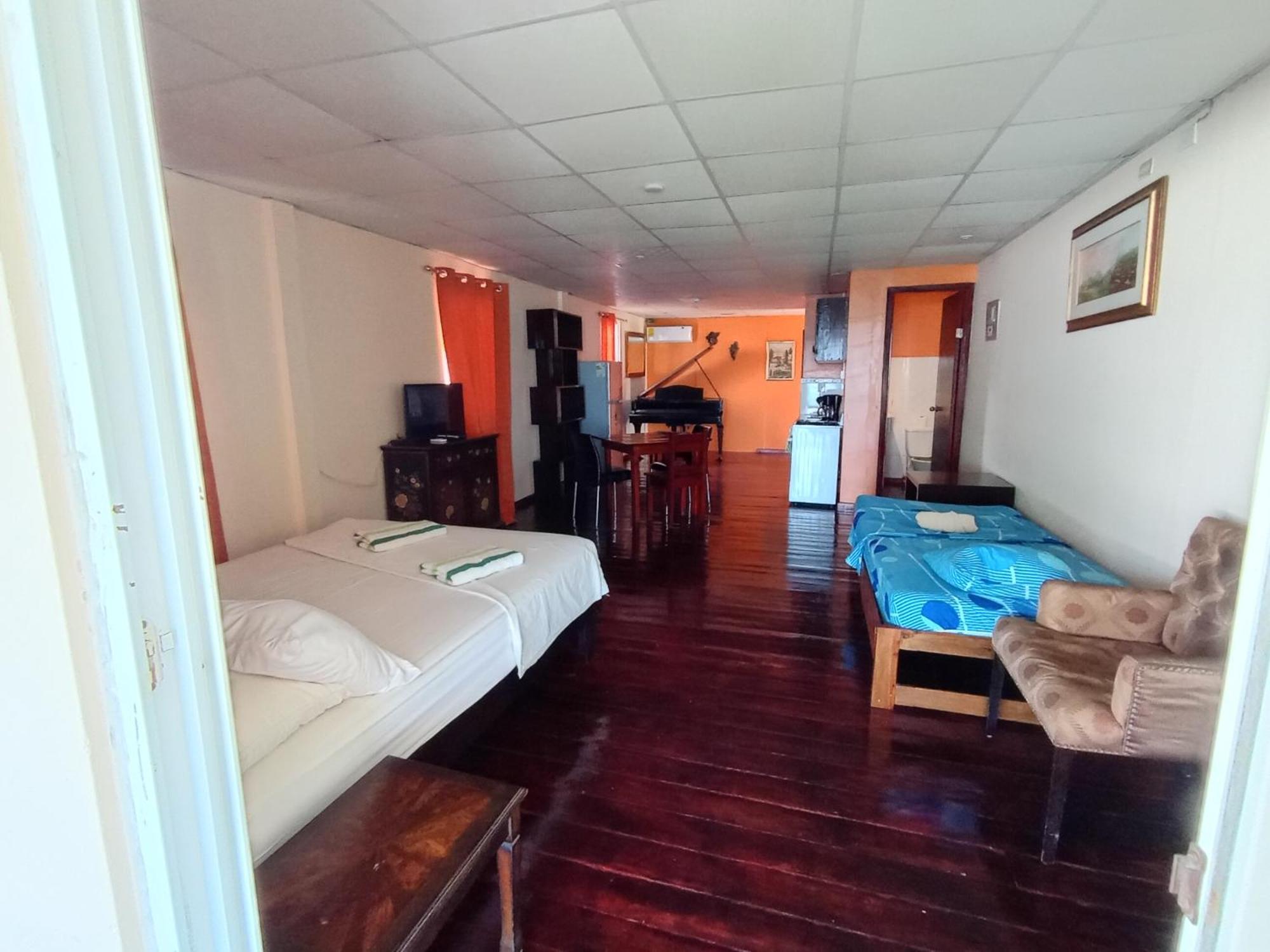 Sun Havens Apartments & Suites Bocas Town Exterior foto